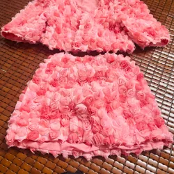 Sét váy hoa hồng size M , quảng châu cao cấp 575594