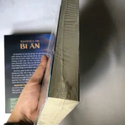 Sách của tác giả Markus Zusak: Người đưa tin bí ẩn & Kẻ trộm sách 926969