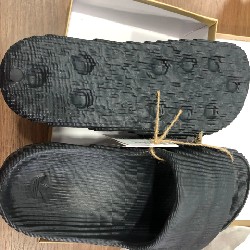 DÉP ĐÚC NAM/NỮ AU.TH ADIDA.S - SIZE 42 9416