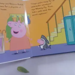 Peppa's Mermaid Friends: A Lift-the-Flap Book 1031773