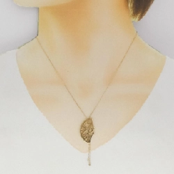 K18YG Quạt Cầm Tay Dây Chuyền Kim Cương 0.03CT - Hàng hiệu Chính Hãng 857302