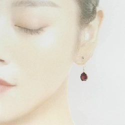 K18YG Garnet Bông tai - Hàng hiệu Chính hãng 870115