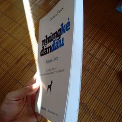 Những kẻ dẫn đầu (Alpha Dogs) - Donna Fenn 695250