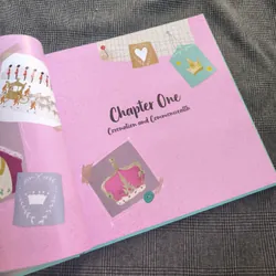 (Bìa cứng, khổ to, tiếng Anh) Queen Elizabeth: A Platinum Jubilee Celebration 695935