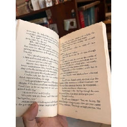 Coraline - Neil Gaiman