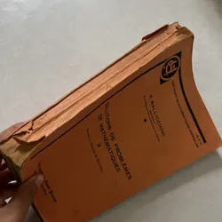 Solutions de problemes de mathematiques (2 tập) 561398