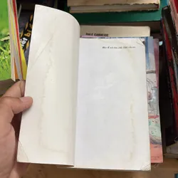 II Sách Tình Yêu: Hãy Để Anh Làm Chiếc Khăn Tay Của Em - 2012 698011