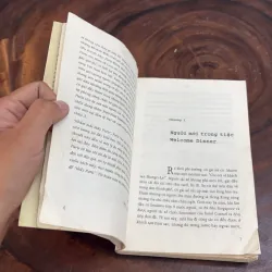 [Sách Không Đẹp] - II Văn Học: Nhắm Mắt Thấy Paris - Dương Thuỵ - 2011 1008463