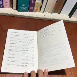 II Lịch Sử: Bác Hồ Với Anh Hùng Dũng Sỹ Miền Trung - 2001 958692