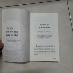Sách Hiện tại kiên trì tương lai kiên cố 453341
