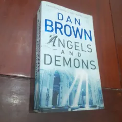 Dan Brown - ANGELS and DEMONS