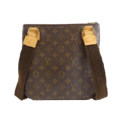 Túi đeo vai Louis Vuitton Monogram Pochette Bosphore M40044 613638