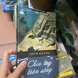 Chia tay trên sông