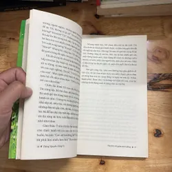 II Tản Văn Và Truyện Ngắn: Hãy Tìm Tôi Giữa Cánh Đồng - Đặng Nguyễn Đông Vy - 2012 698021