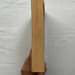 Eleanor Oliphant is Completely Fine - Gail Honeyman  784979