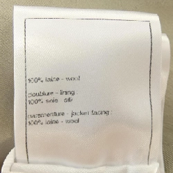 【Khuyến mãi】Áo khoác CHANEL 638049