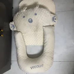 Gối chống giật mình và hỗ trợ giấc ngủ cho trẻ sơ sinh Veeou 974328