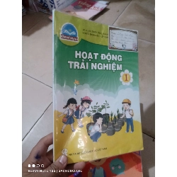 Hoạt động trải nghiệm lớp 1 (Chân trời sáng tạo) Giáo khoa HCM2702 Rebooks.vn