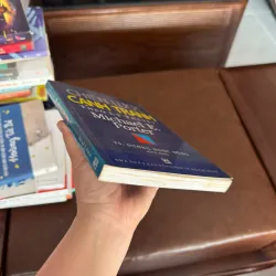 CHIẾN LƯỢC CẠNH TRANH THEO LÝ THUYẾT – Michael E. Porter - K3 1006643