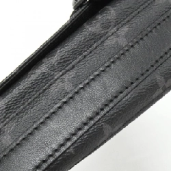 Túi đeo chéo Louis Vuitton Monogram Eclipse Steamer M45585 610613