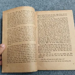 DÒNG SÔNG MÀU MẬN CHÍN - TRIỆU HUẤN 689533