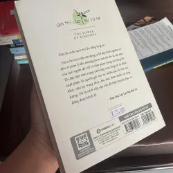 Giá Trị Của Sự Tử Tế – Piero Ferrucci | Sức mạnh của lòng tốt thay đổi cuộc sống- K2 1000862