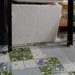 Kệ treo tường cho tivi 49in giá 20k 590762