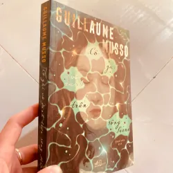 Cô gái vô danh trên sông Seine - Guillaume Musso. 994030