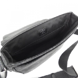 Túi đeo vai Louis Vuitton Monogram Eclipse District PM M46255 - Hàng hiệu Chính hãng 768152