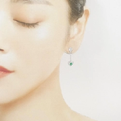 K18WG Bông tai hình trái tim ngọc lục bảo - Hàng hiệu Chính hãng 873875