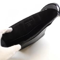 Túi đeo vai Louis Vuitton Damier Graphite District PM N41028 613080