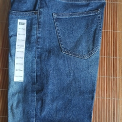 Bán quần bò Uniqlo còn mới 451495