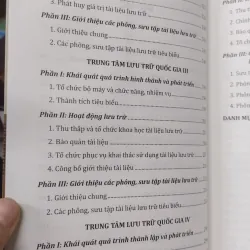 Sách: Các lưu trữ quốc gia Việt Nam - (A2) 1037245