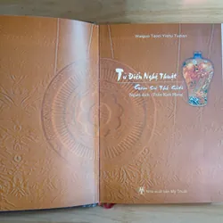 Từ Điển Nghệ Thuật Gốm Sứ Thế Giới - Waiguo Taoci Yishu Tudian 739117