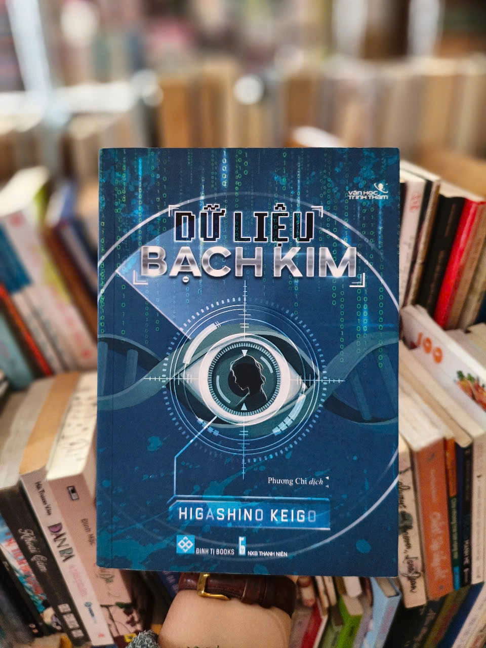 Dữ Liệu Bạch Kim - Higashino Keigo by Higashino Keigo - Sách Book Cover - Ngọc Hiển Books