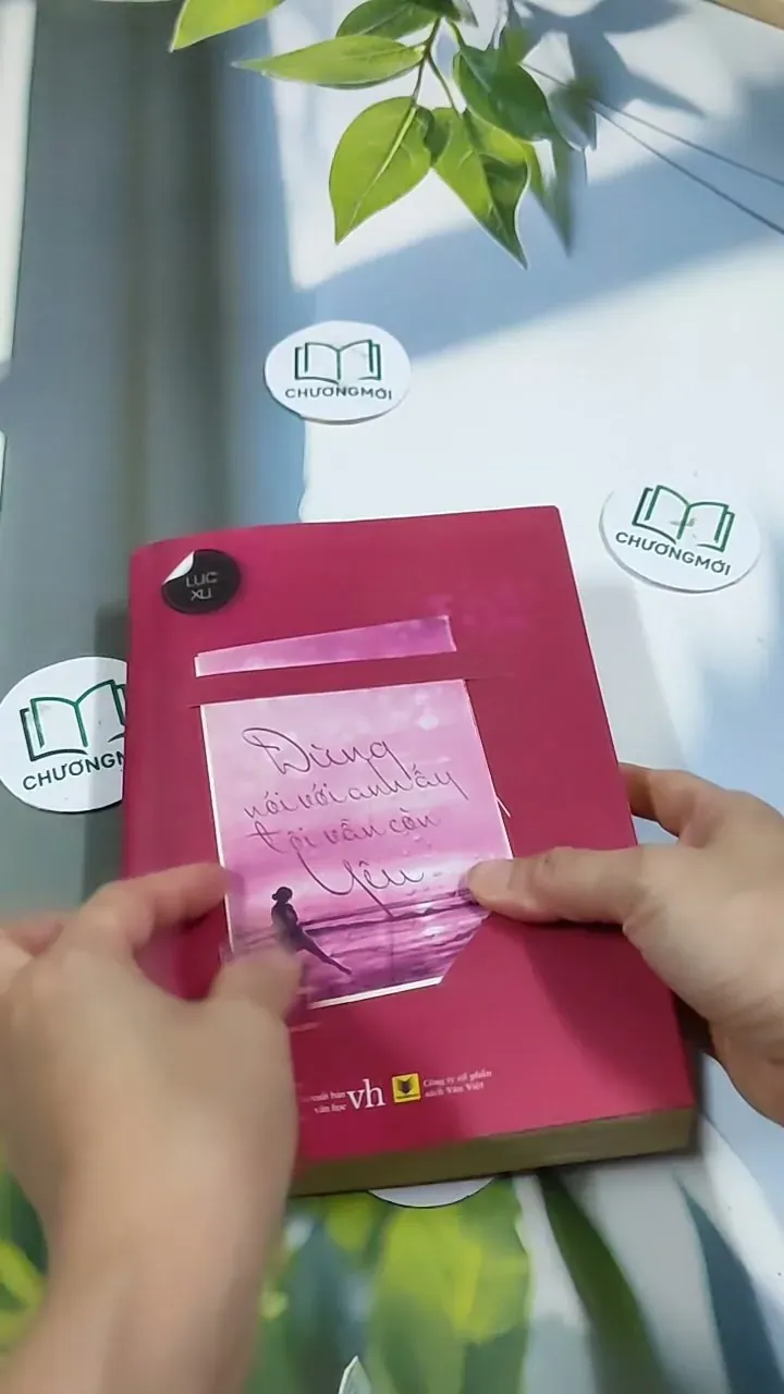 Đừng Nói Với Anh Ấy Tôi Vẫn Còn Yêu - Lục Xu 705707