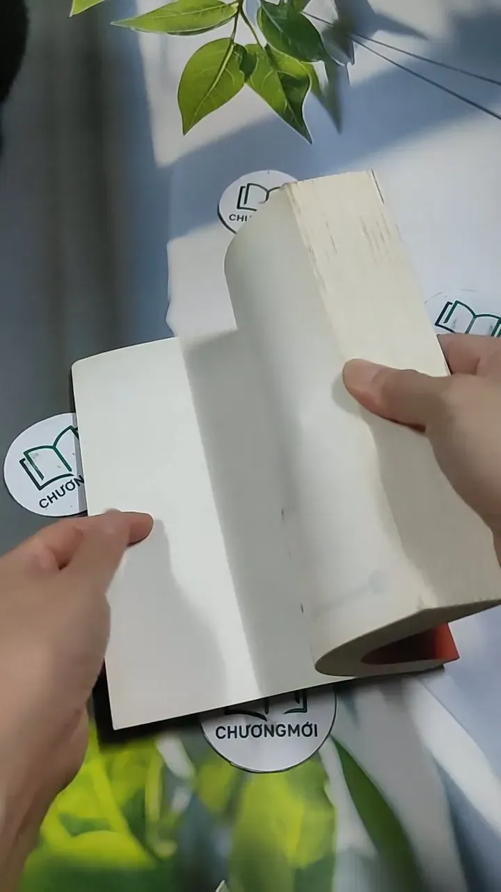 Tuyển Tập Thơ: Những Nụ Cười Đỏ Thắm (Kỷ Niệm 30 Năm Ngày Thành Lập Báo Khăn Quàng Đỏ) 707256