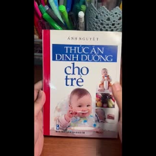 Sách thức ăn dinh dưỡng cho trẻ
