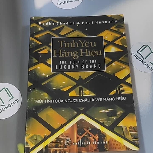 [MIỄN PHÍ BỌC SÁCH] Tình yêu hàng hiệu - Radha Chadha