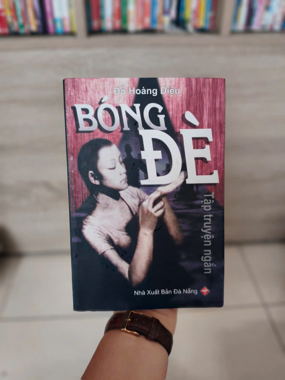 Bóng Đè - Đỗ Hoàng Diệu by  - Sách Book Cover - Ngọc Hiển Books