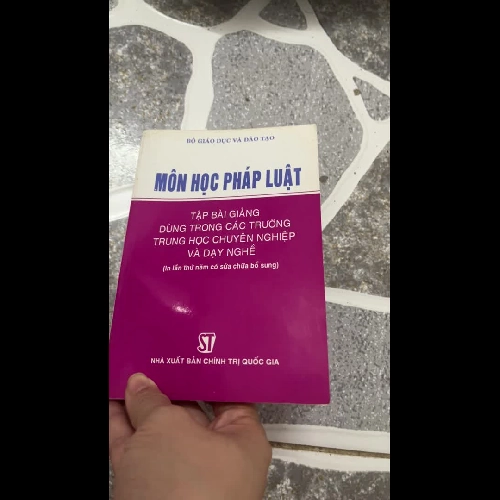 [luật - chính trị] Pháp luật