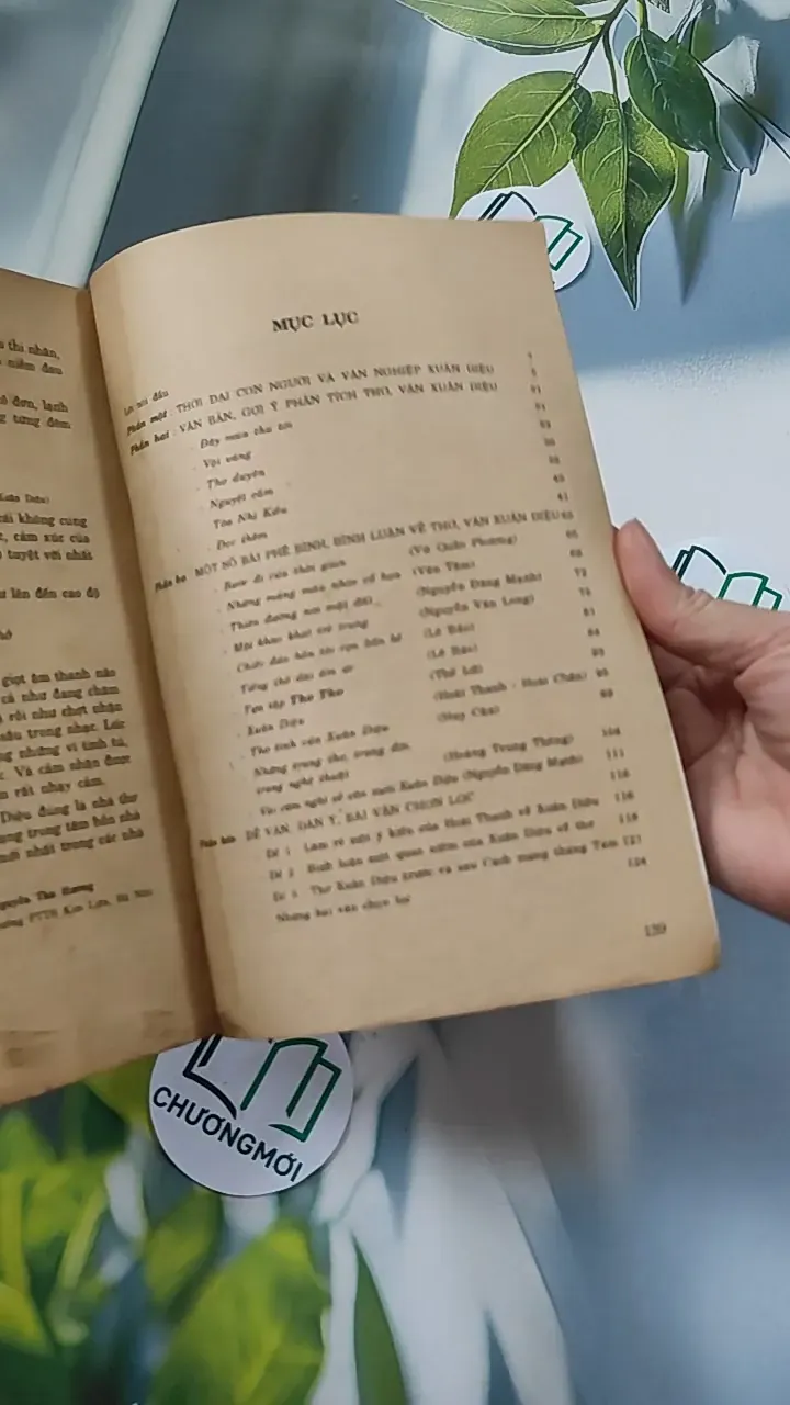 [XƯA] Xuân Diệu - Nhà Văn Và Tác Phẩm Trong Trường Phổ Thông (1998) - Lê Bảo 776094