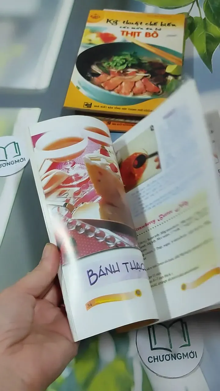 Combo Ẩm Thực: Các Món Bánh Nướng, Thức Uống & Thạch Trái Cây 727324