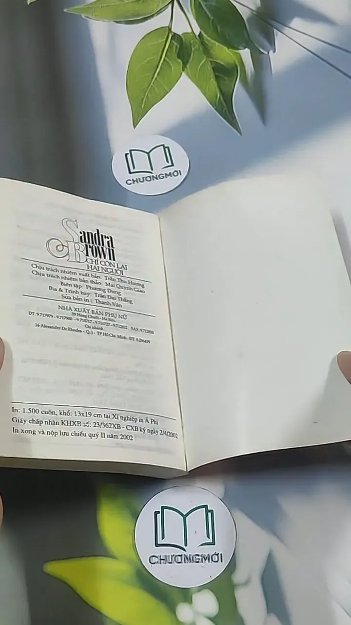 Chỉ còn lại hai người - Sandra Brown 695000