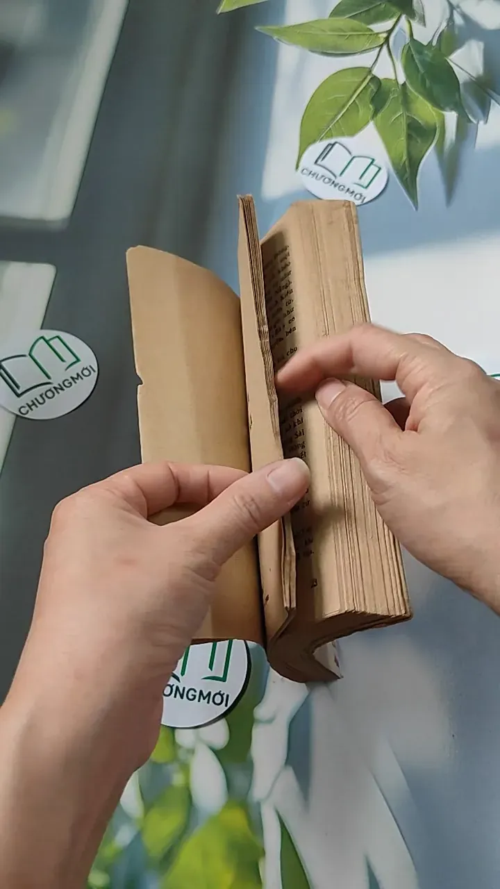 [MIỄN PHÍ BỌC SÁCH] [XƯA] Hoàng Sa - Trường Sa (1988) (Hoàng Sa - Trường Sa) 776068