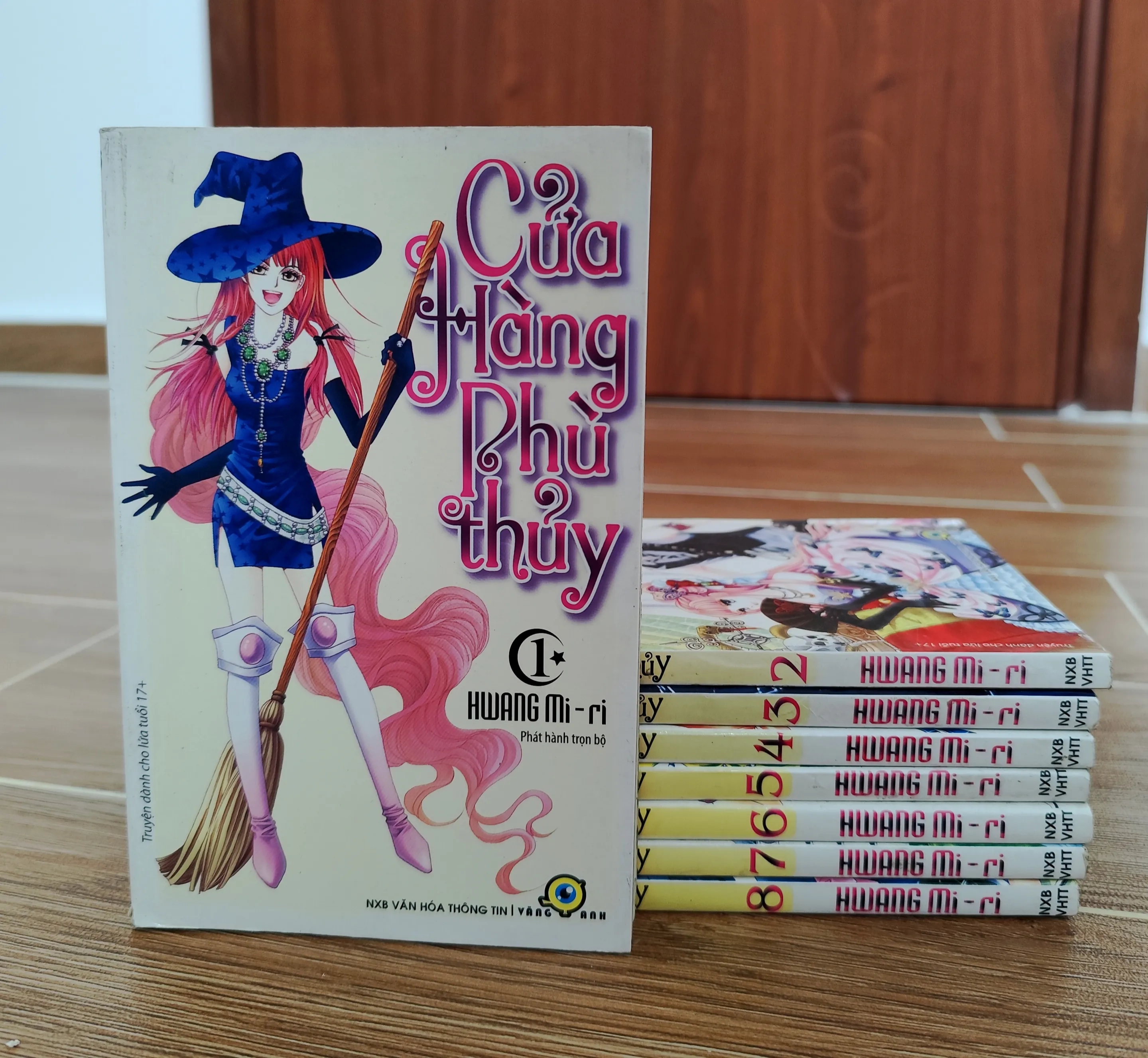 Trọn bộ cửa hàng phù thủy by  - Sách Book Cover - Ngọc Hiển Books