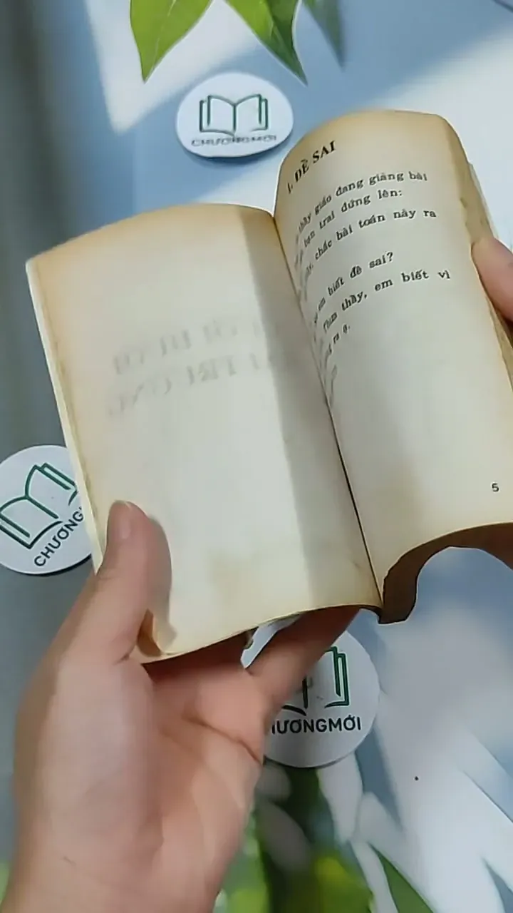 Cười Dưới Mái Trường - Hùng Danh 703149