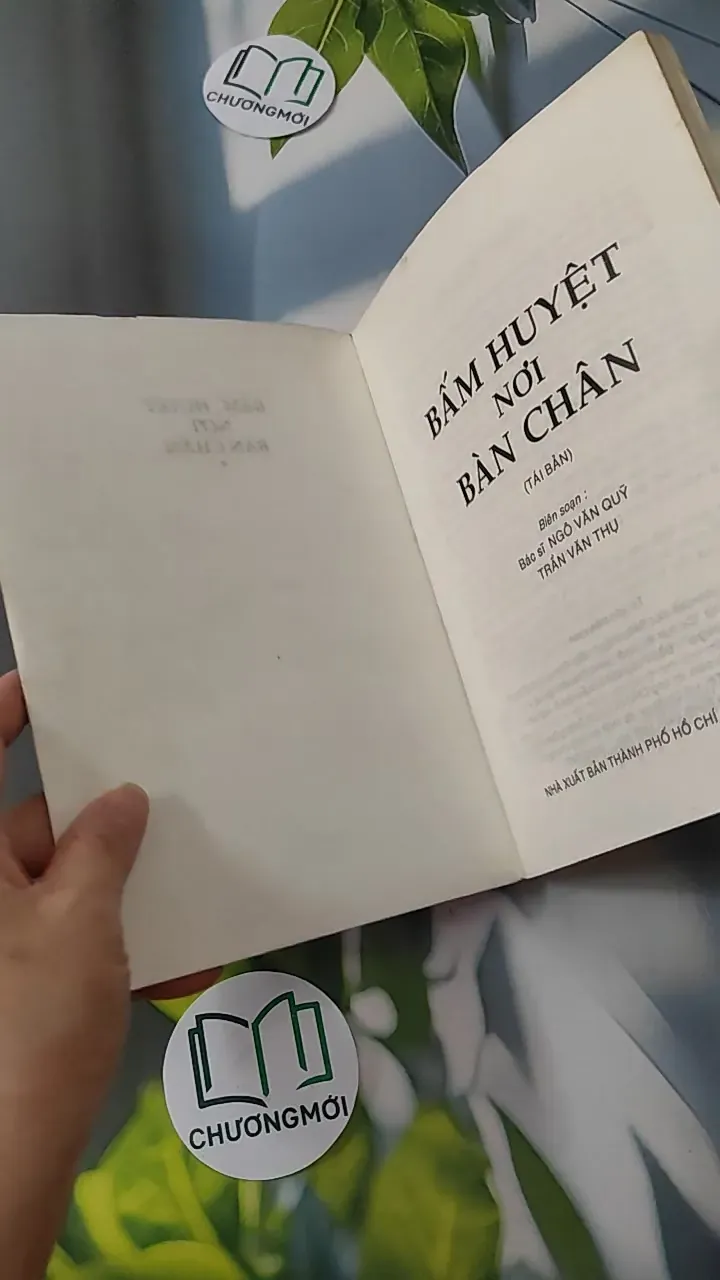 Bấm Huyệt Nơi Bàn Chân - BS. Ngô Văn Quỹ, Trần Văn Thụ 780809