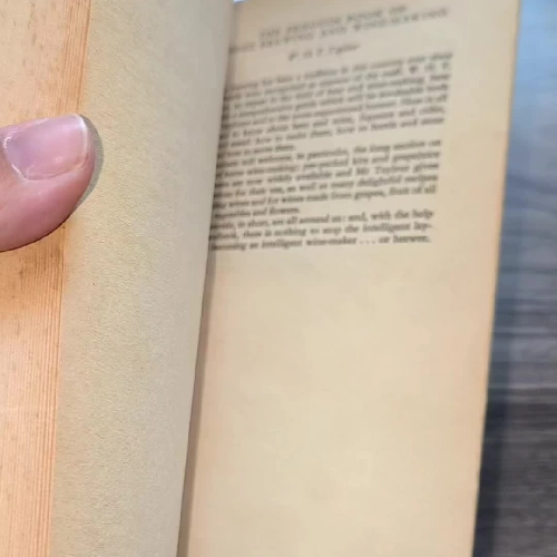 Herbs for All Seasons - Rosemary Hemphill (Penguin Handbook 70s)