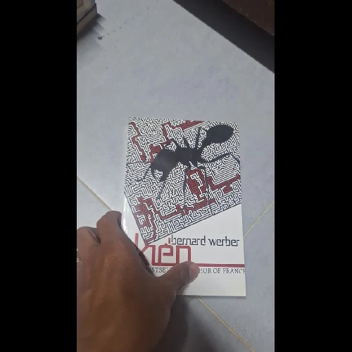 Sách Kiến - The #1 Bestseller của Leonard Weber